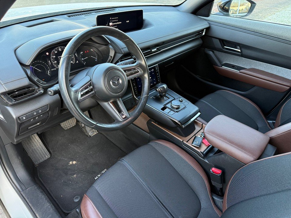 Fahrzeugabbildung Mazda MX-30 e-SKYACTIV 145PS FEI-P
