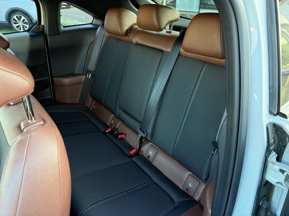 Fahrzeugabbildung Mazda MX-30 e-SKYACTIV 145PS FEI-P