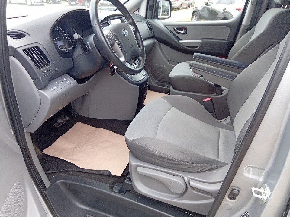 Fahrzeugabbildung Hyundai H-1 Travel Trend