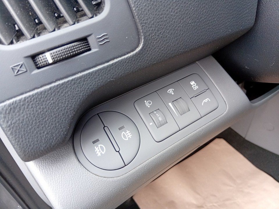 Fahrzeugabbildung Hyundai H-1 Travel Trend