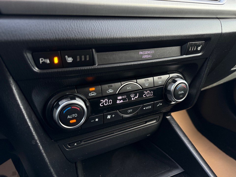Fahrzeugabbildung Mazda 3 SKYACTIV-G 120 6GS AL-SPORTS NAV
