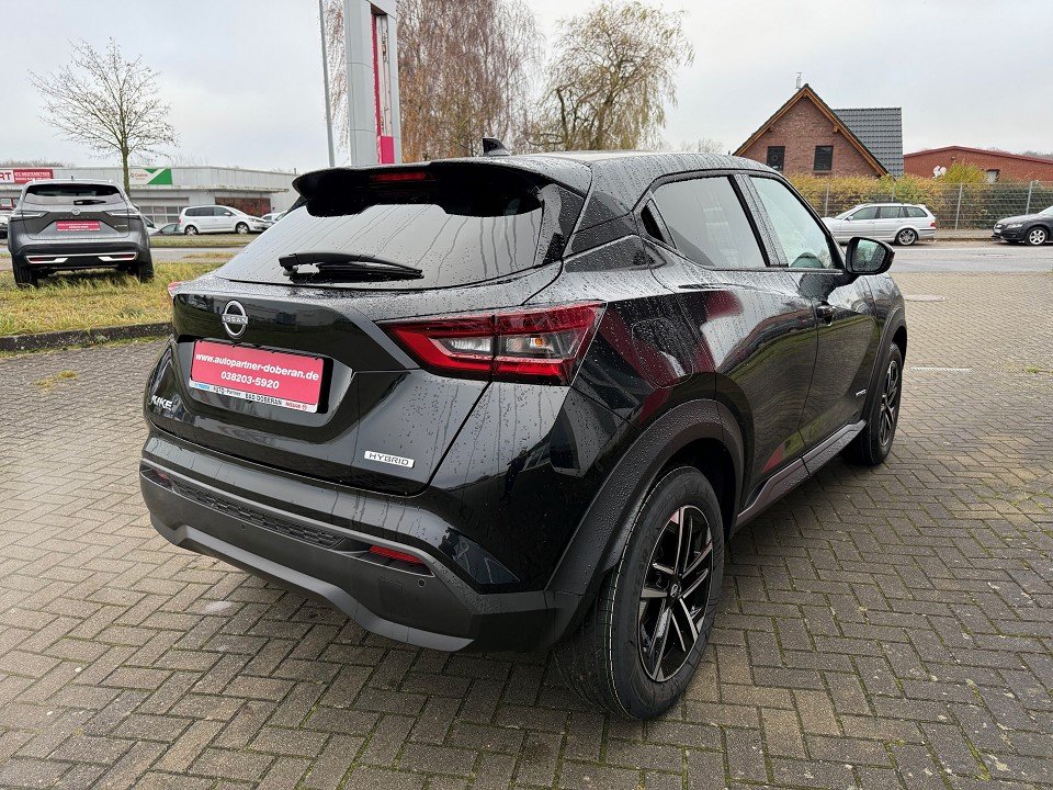 Fahrzeugabbildung Nissan JUKE Hybrid N-CONNECTA Winter II