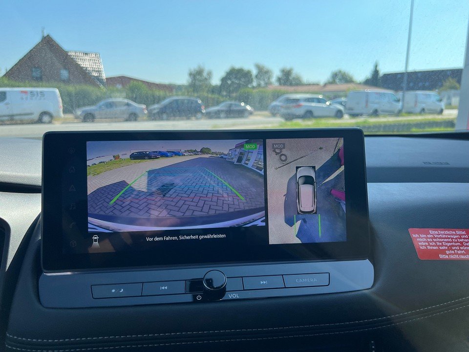 Fahrzeugabbildung Nissan X-TRAIL 1.5 VC-T e-4ORCE 4x4 N-Trek 5 Sitze