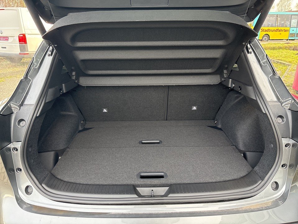 Fahrzeugabbildung Nissan QASHQAI 1.5 VC-T e-POWER 190PS N-Connecta Winter Komfort