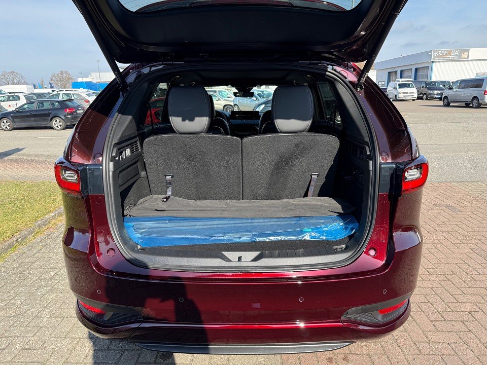 Fahrzeugabbildung Mazda CX-80 3.3L e-SKYACTIV D 254ps Homura Plus CAHO