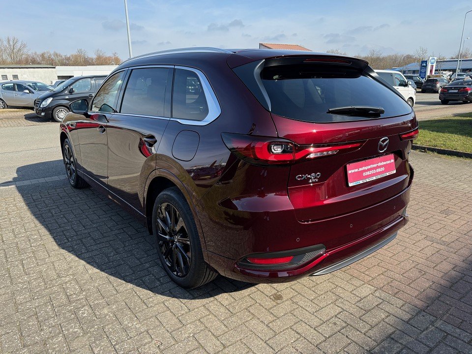 Fahrzeugabbildung Mazda CX-80 3.3L e-SKYACTIV D 254ps Homura Plus CAHO