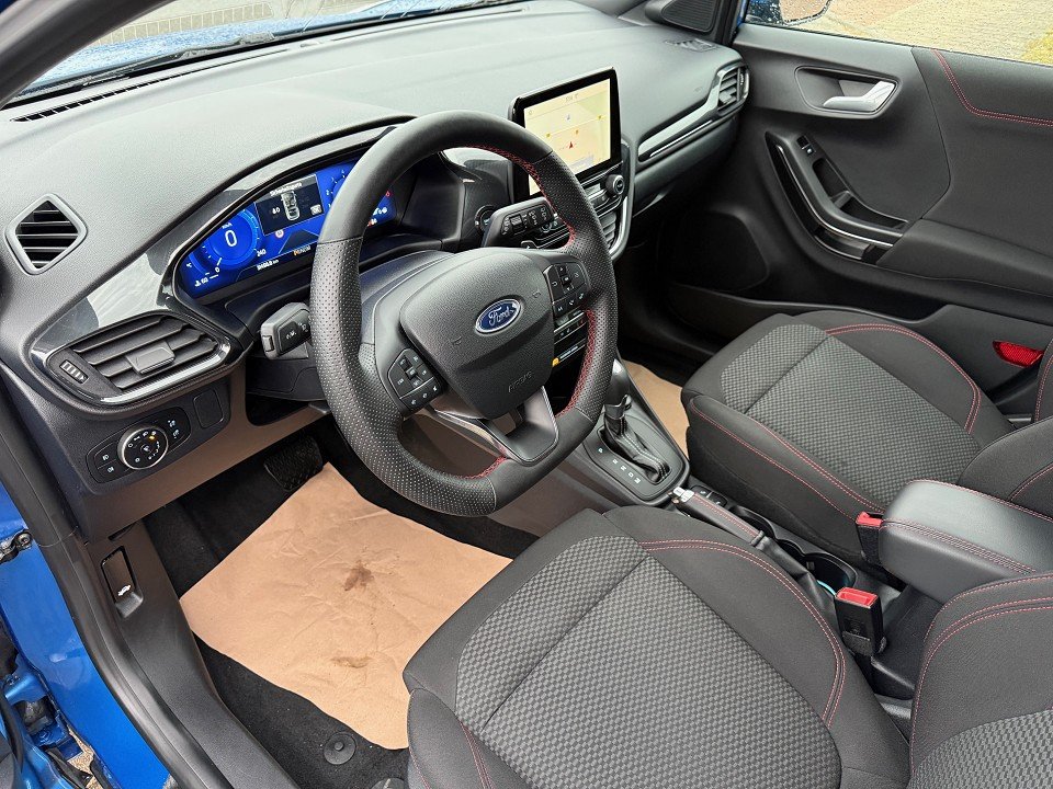 Fahrzeugabbildung Ford Puma 1.0 EcoBoost Mild Hybrid ST-Line