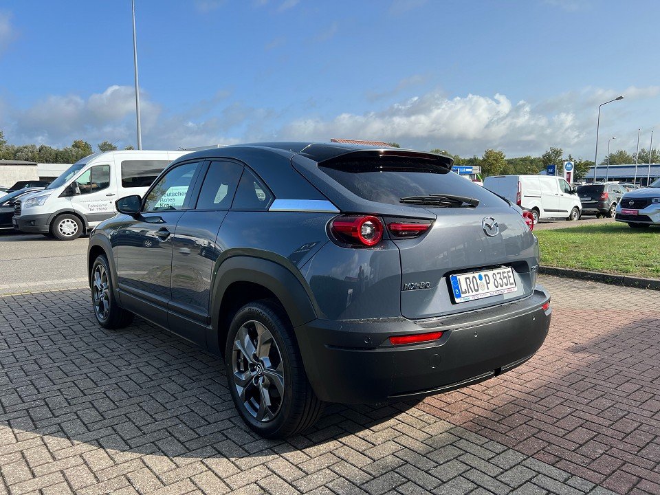 Fahrzeugabbildung Mazda MX-30 e-SKYACTIV EV 145PS ADVANTAGE IV