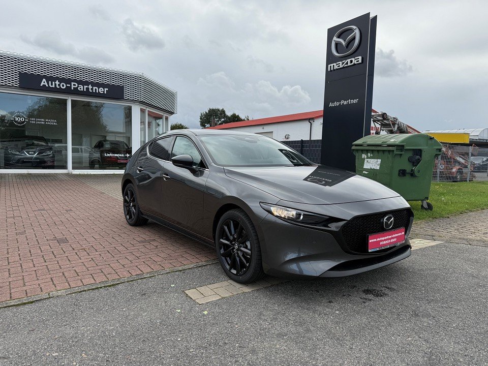 Mazda 3 2.5L e-SKYACTIV G 140ps 6AT Homura