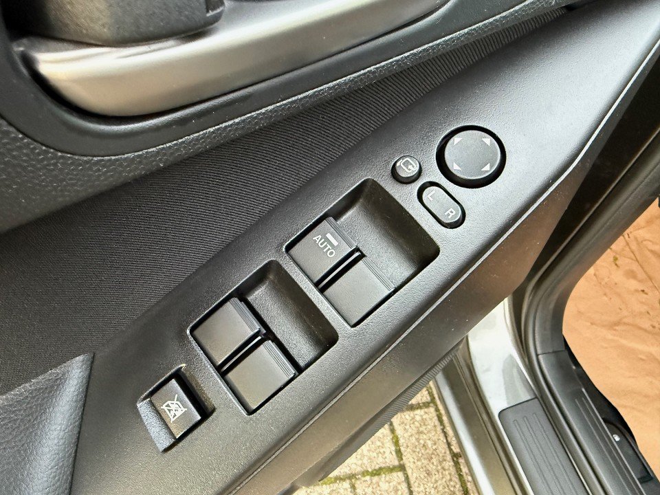 Fahrzeugabbildung Mazda 3 S 1.6l MZR 105PS 5T 5GS AL-EDITION