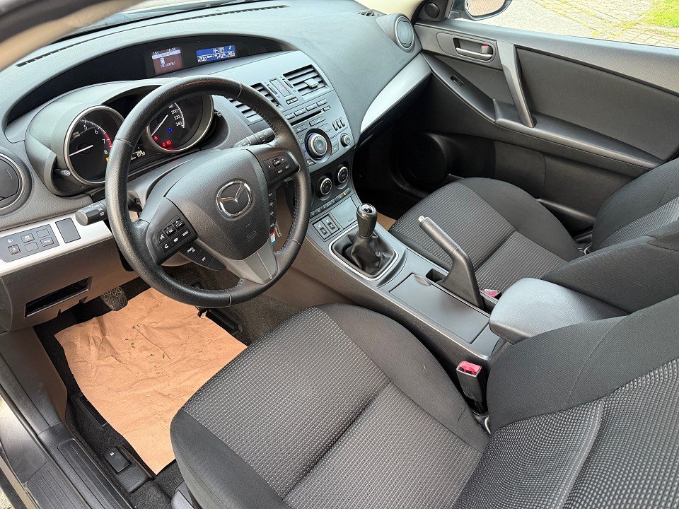 Fahrzeugabbildung Mazda 3 S 1.6l MZR 105PS 5T 5GS AL-EDITION