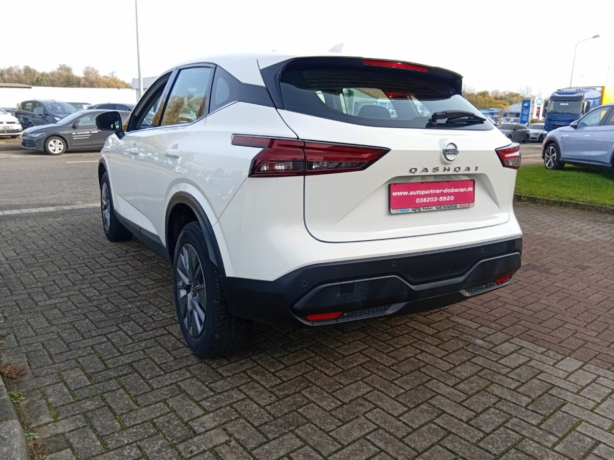 Fahrzeugabbildung Nissan QASHQAI 1.3 DIG-T MHEV 140 PS Visia