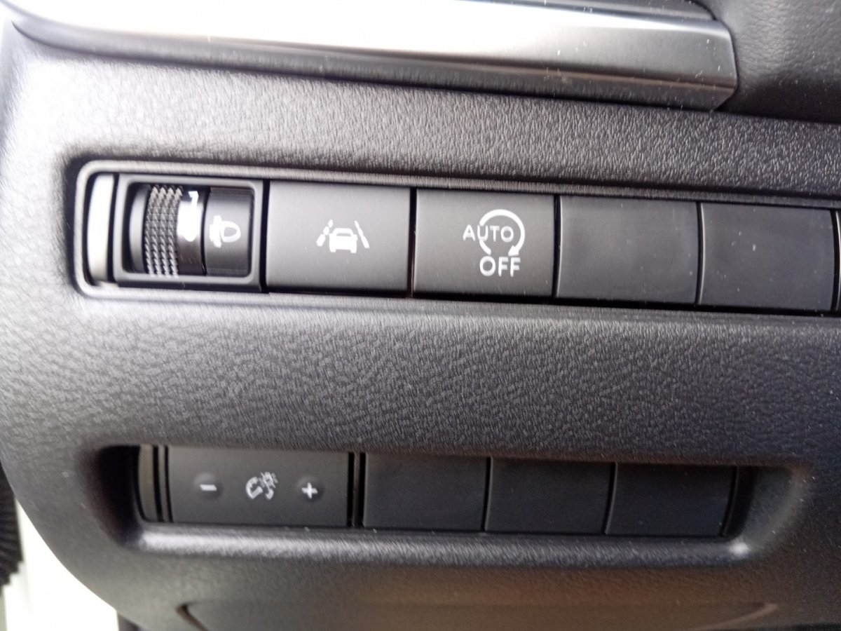 Fahrzeugabbildung Nissan QASHQAI 1.3 DIG-T MHEV 140 PS Visia