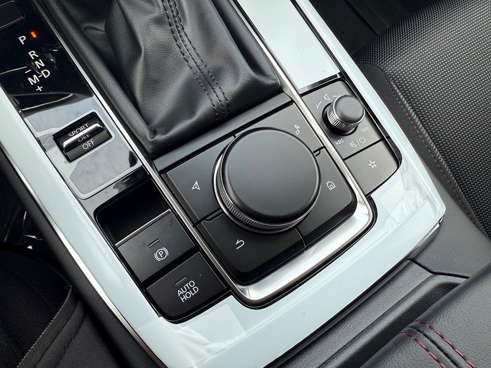 Fahrzeugabbildung Mazda CX-30 2.5L e-SKYACTIV G 140ps 6AT Homura