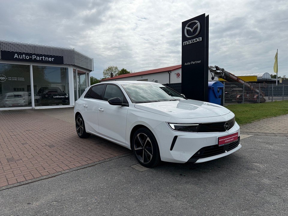 Fahrzeugabbildung Opel Astra Business Elegance