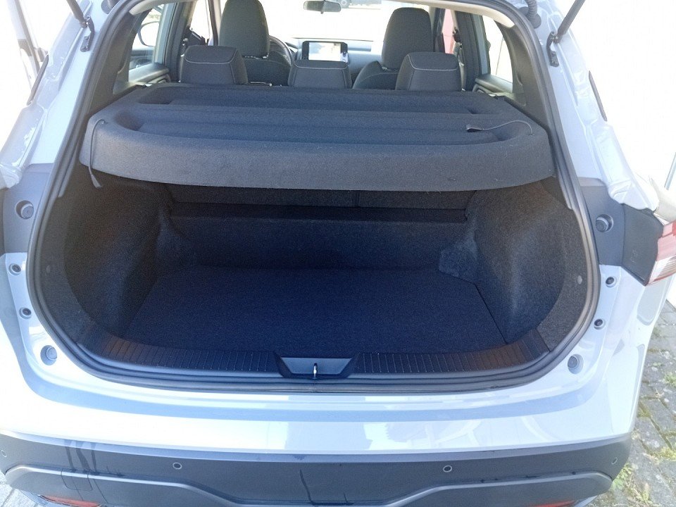 Fahrzeugabbildung Nissan QASHQAI 1.3 DIG-T MHEV 140PS 6MT 4x2 Acenta NC