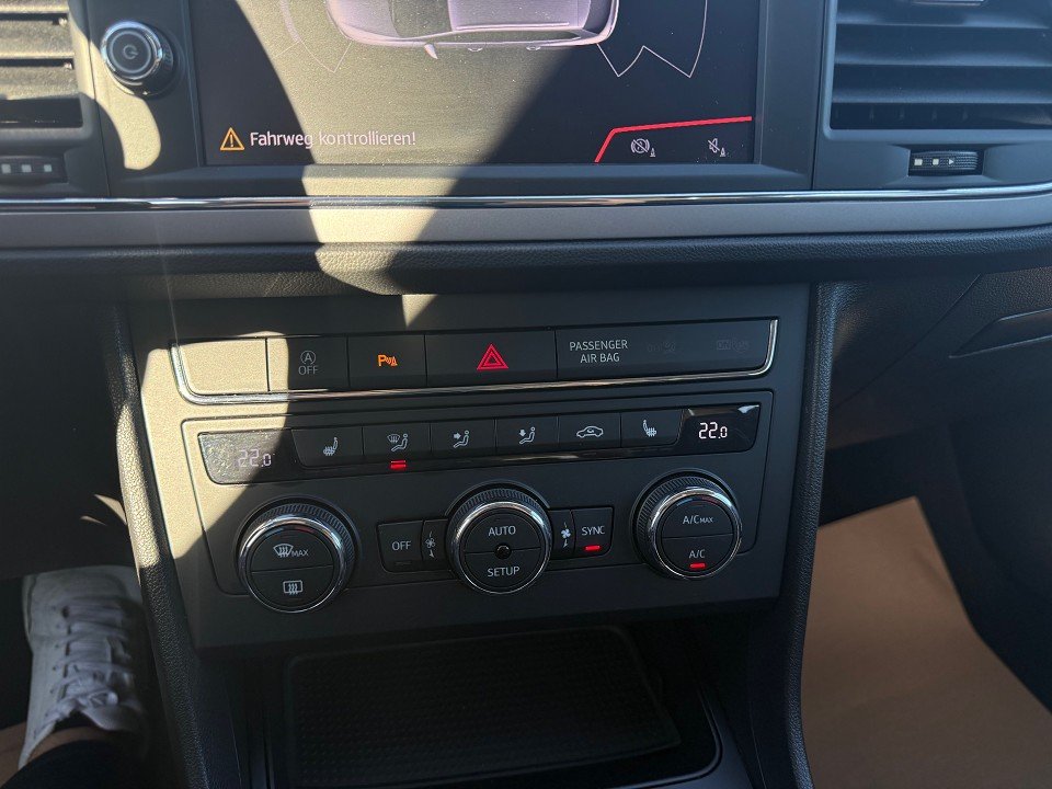 Fahrzeugabbildung SEAT Leon ST 1.0 TSI OPF Style Voll-LED LM PDC