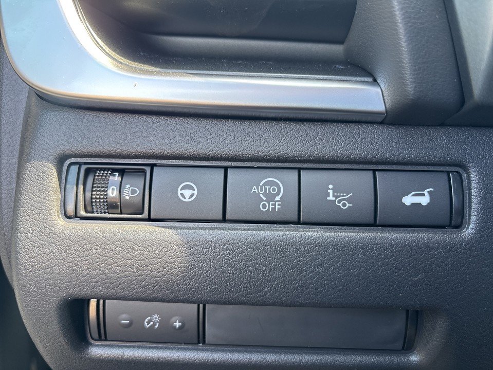 Fahrzeugabbildung Nissan QASHQAI MY24 1.3 DIG-T MHEV Xtronic N-Connecta Winter Komfort PGD