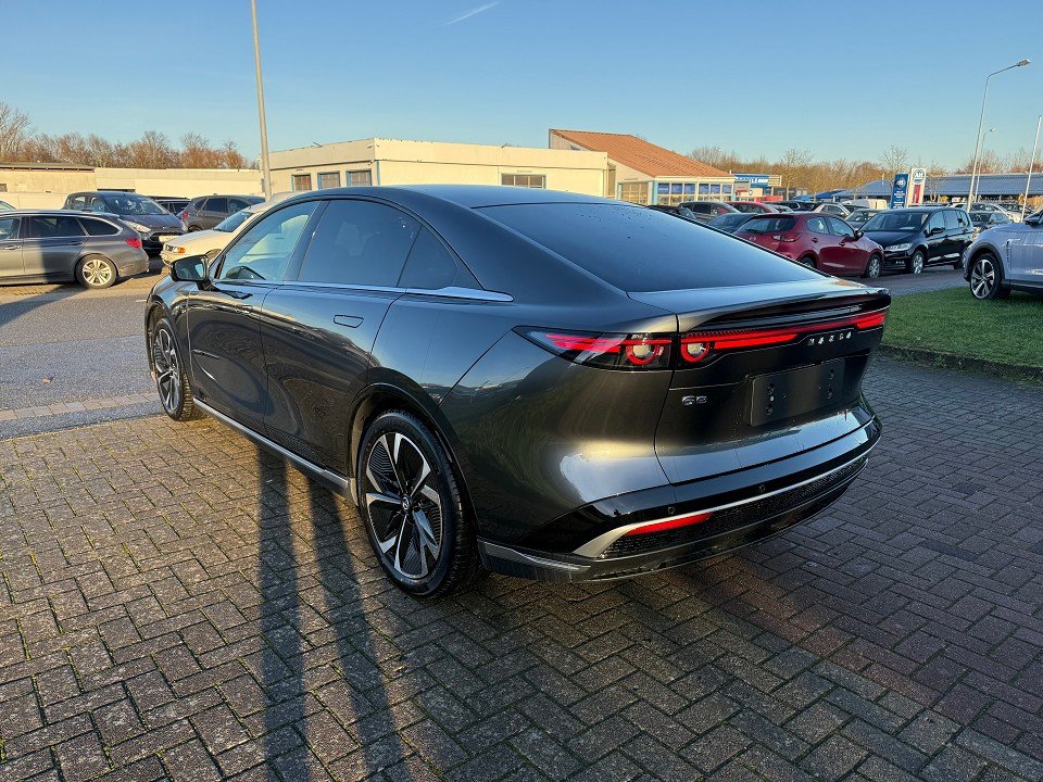 Fahrzeugabbildung Mazda 6e EV 258ps 1AT RWD Takumi