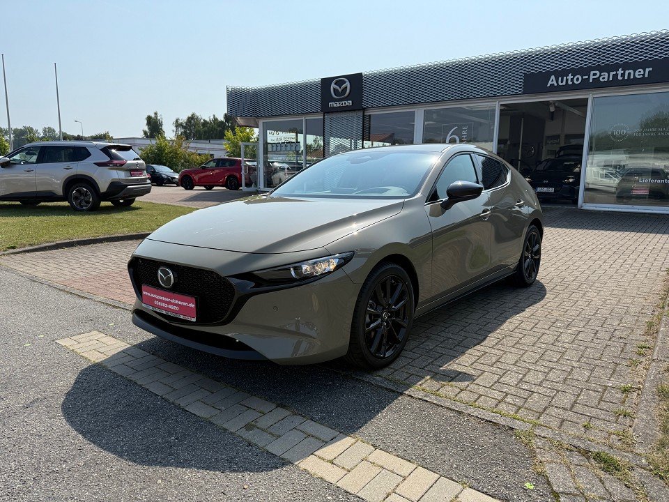 Fahrzeugabbildung Mazda 3 2.5L e-SKYACTIV G 140ps 6AT Homura