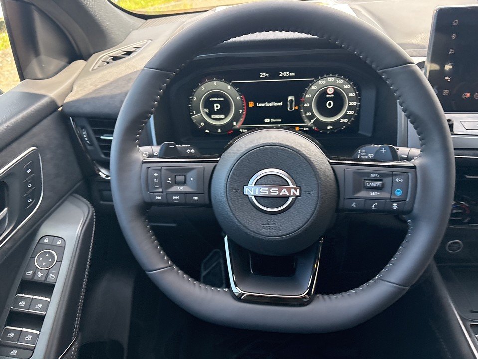 Fahrzeugabbildung Nissan QASHQAI 1.3 DIG-T MHEV 158PS Xtronic N-Design Komfort plus