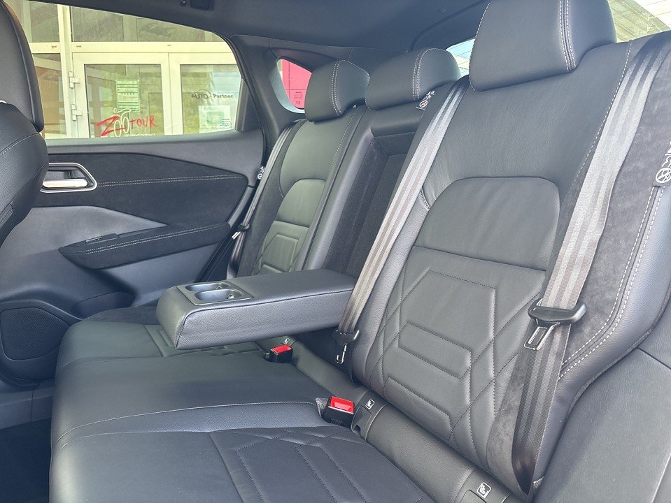 Fahrzeugabbildung Nissan QASHQAI 1.3 DIG-T MHEV 158PS Xtronic N-Design Komfort plus