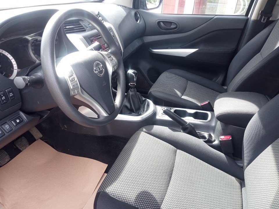 Fahrzeugabbildung Nissan NAVARA DC 160PS 6MT Visia Double Cab 4x4 AHK