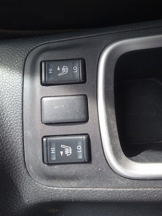 Fahrzeugabbildung Nissan NAVARA DC 160PS 6MT Visia Double Cab 4x4 AHK