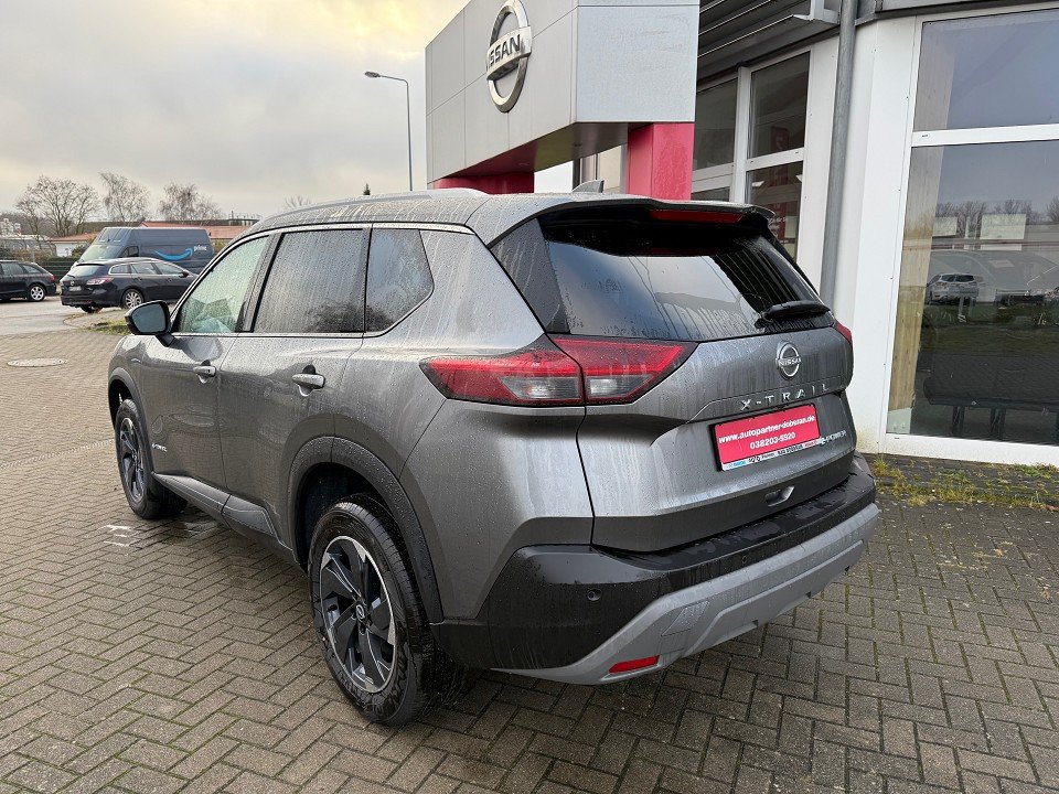 Fahrzeugabbildung Nissan X-TRAIL 1.5 VC-T e-POWER N-Connecta 5 Sitze PGD HUD