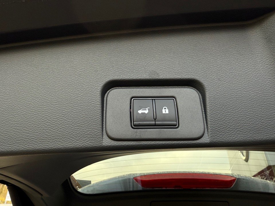 Fahrzeugabbildung Nissan X-TRAIL 1.5 VC-T e-POWER N-Connecta 5 Sitze PGD HUD